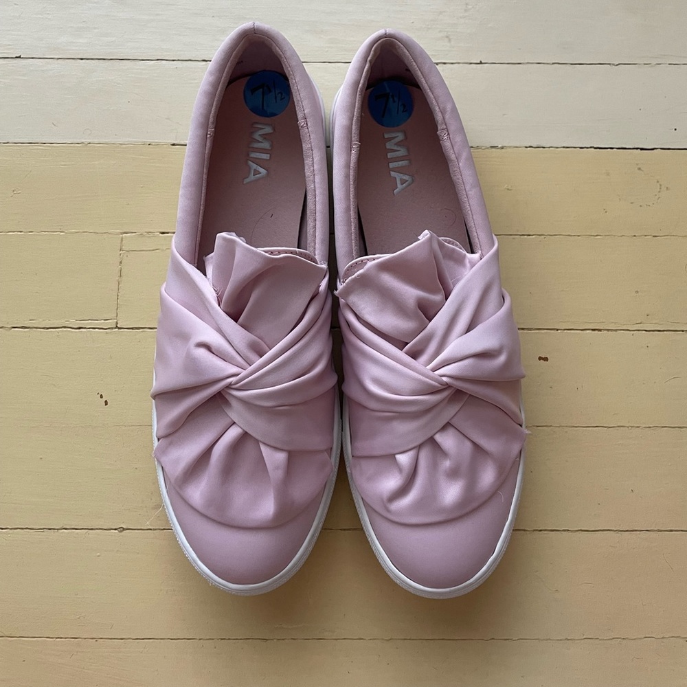Pink MIA Slip-On Shoes with cross tie detail